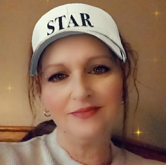 COPY - Meet your Posher, Joyce - Picture 2 of 2